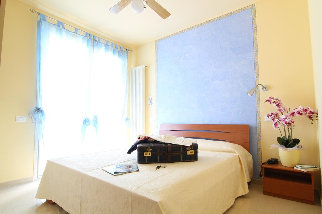 ريميني Residence Blu Marine الغرفة الصورة